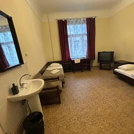 Hostel Viktorija With Private *