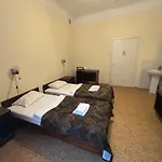 بيت شباب Viktorija With Private