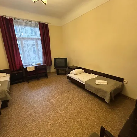 Viktorija With Private Hostel